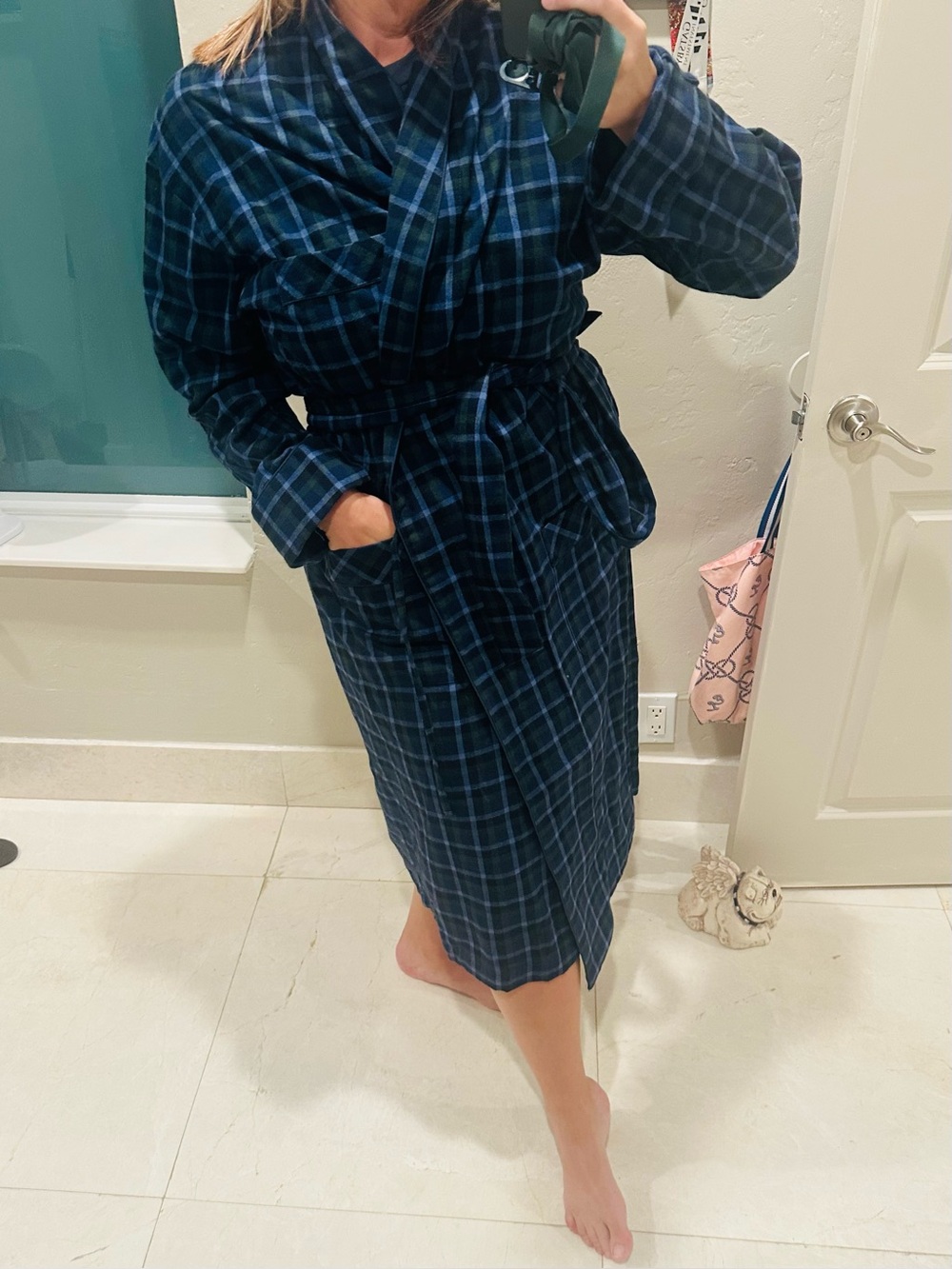 NWT Roundtree & Yorke Classic Plaid Flannel Robe - Navy Blue One Size
